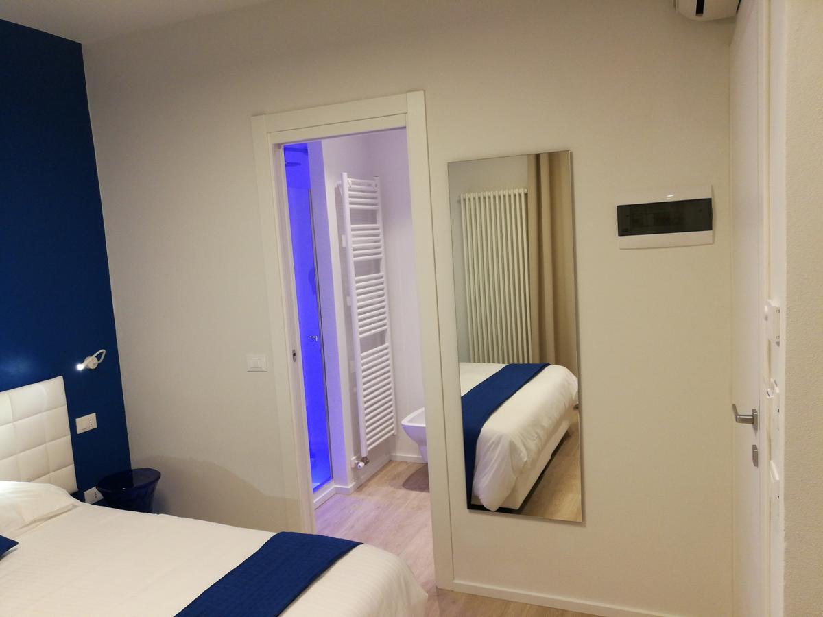 Suite Color Verona Bagian luar foto
