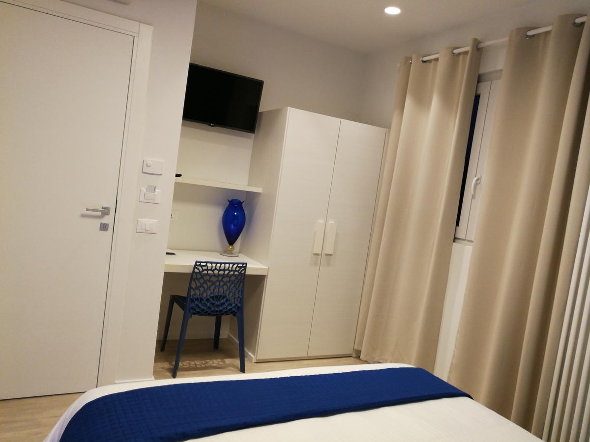 Suite Color Verona Bagian luar foto