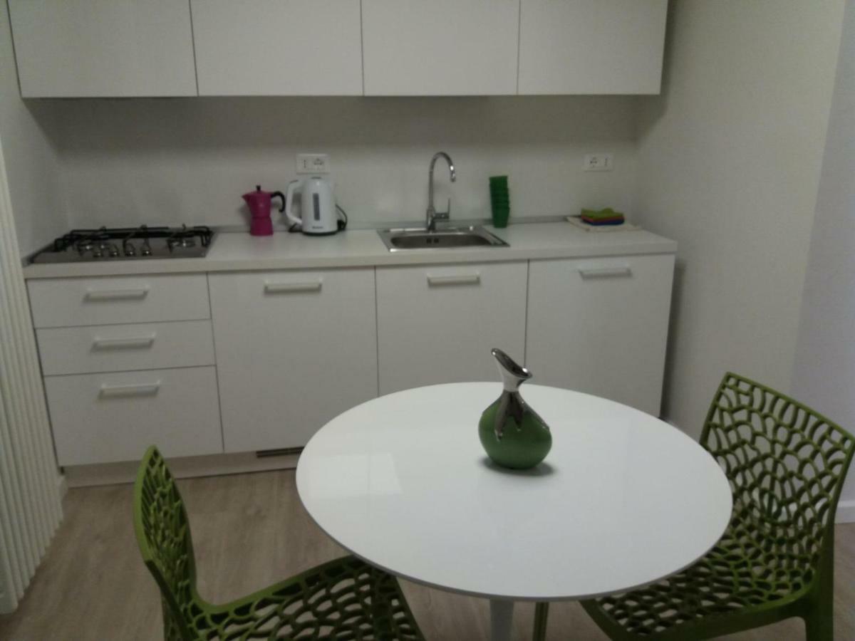 Suite Color Verona Bagian luar foto