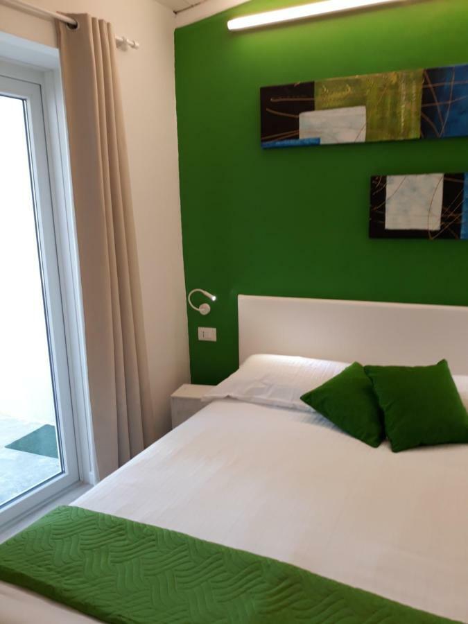 Suite Color Verona Bagian luar foto